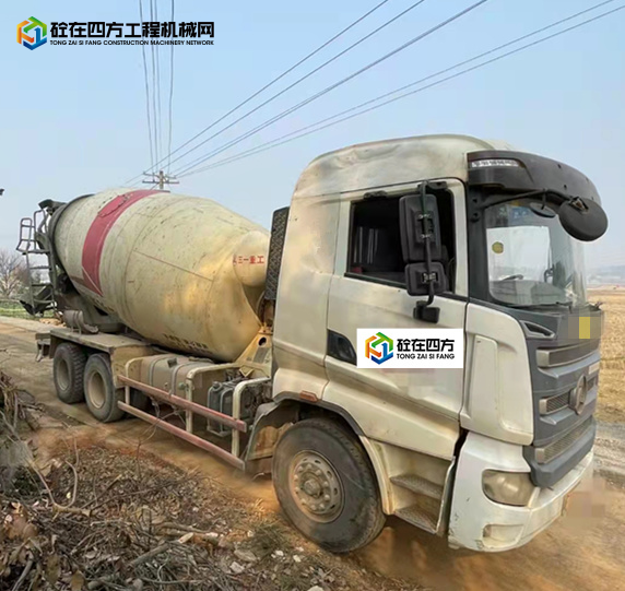 https://images.tongzsf.com/tong/truck_machine/20211230/161cd60fe9a4cb.jpg