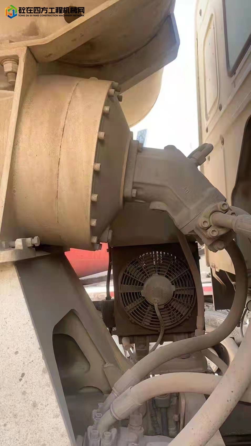 https://images.tongzsf.com/tong/truck_machine/20211231/161ce6827b8bf4.jpg
