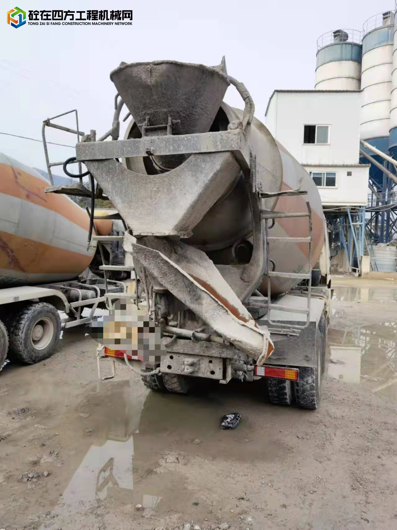 https://images.tongzsf.com/tong/truck_machine/20211231/161ceb0baeff88.jpg