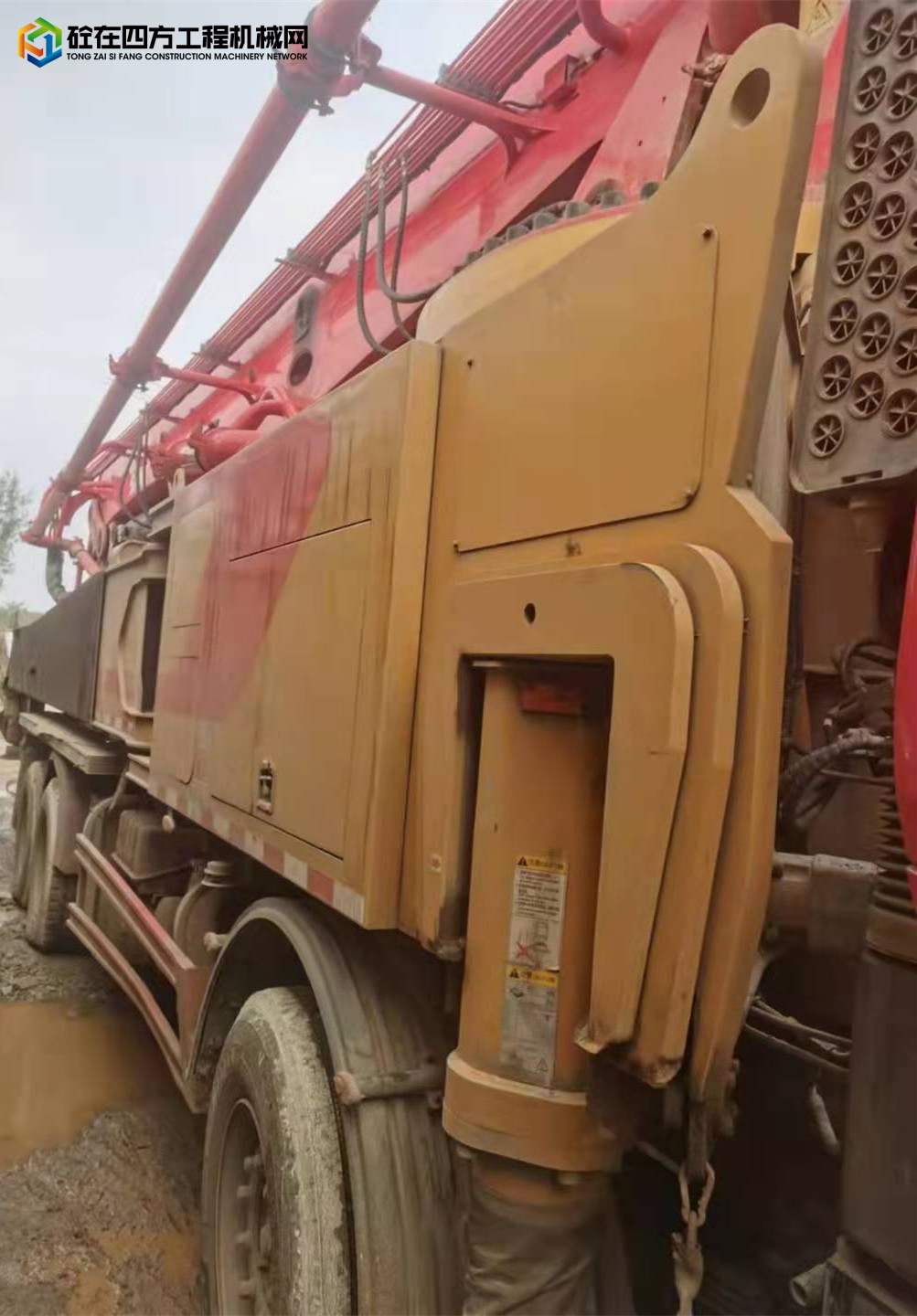 https://images.tongzsf.com/tong/truck_machine/20211231/161ceb5cf27d45.jpg