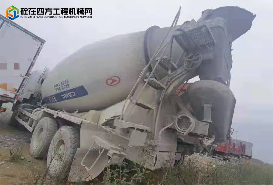https://images.tongzsf.com/tong/truck_machine/20211231/161cec898e4870.jpg