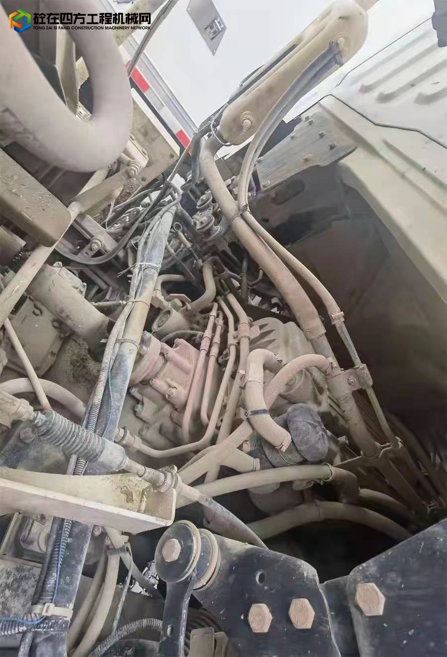 https://images.tongzsf.com/tong/truck_machine/20211231/161cec89a9a864.jpg