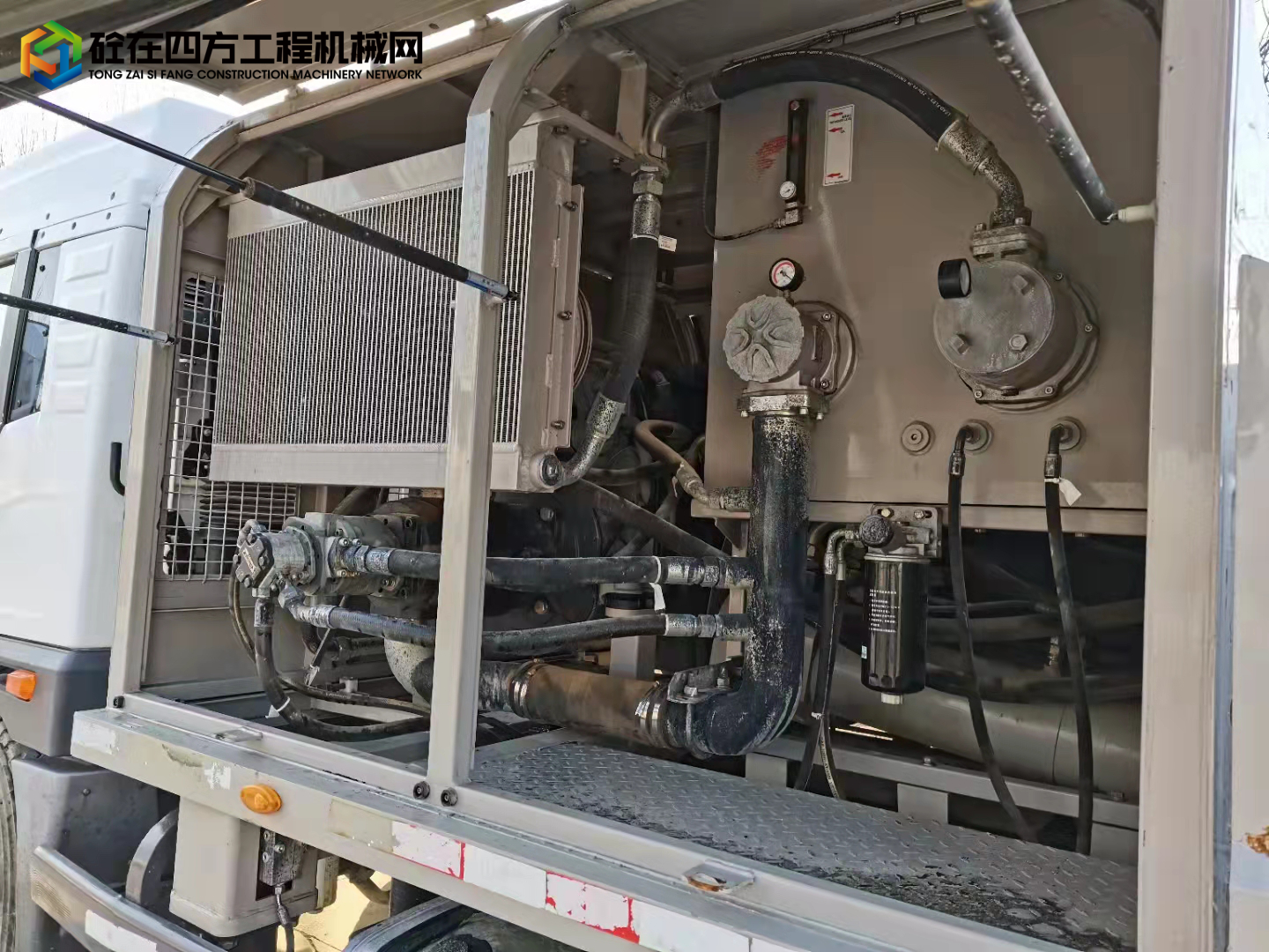 https://images.tongzsf.com/tong/truck_machine/20220104/161d3a1343a77f.jpg