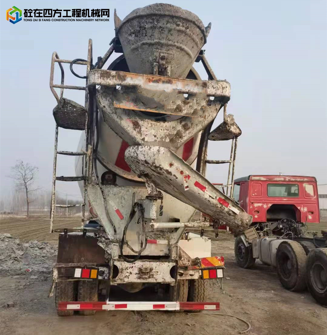 https://images.tongzsf.com/tong/truck_machine/20220104/161d3e5e8c3bd1.jpg