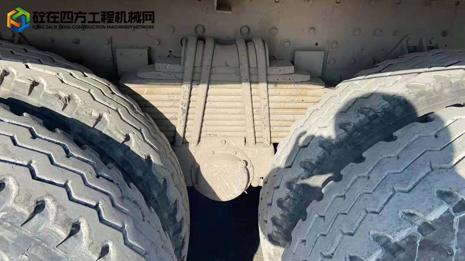 https://images.tongzsf.com/tong/truck_machine/20220105/161d50e41c5232.jpg