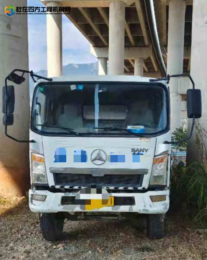https://images.tongzsf.com/tong/truck_machine/20220105/161d53685d78f0.jpg