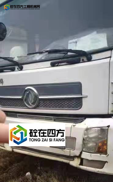 https://images.tongzsf.com/tong/truck_machine/20220105/161d54df487261.jpg