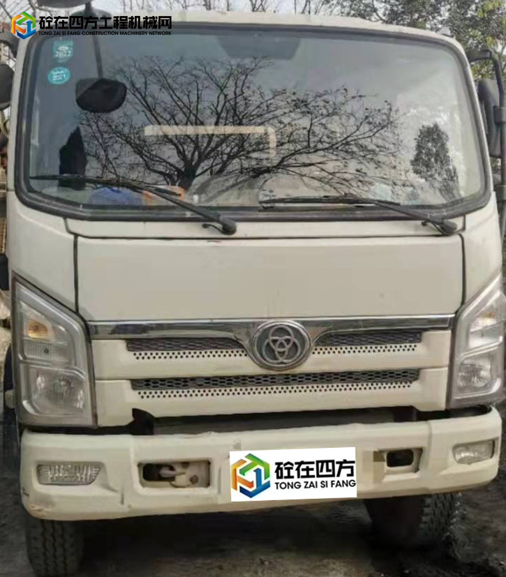 https://images.tongzsf.com/tong/truck_machine/20220105/161d552ca09774.jpg