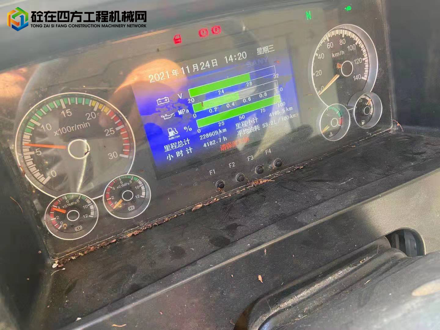 https://images.tongzsf.com/tong/truck_machine/20220105/161d5703a344d1.jpg
