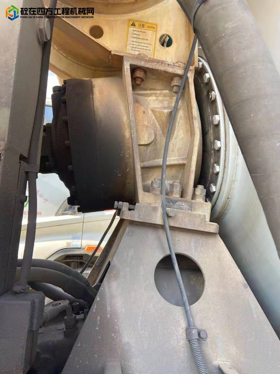 https://images.tongzsf.com/tong/truck_machine/20220105/161d5703ae11e9.jpg