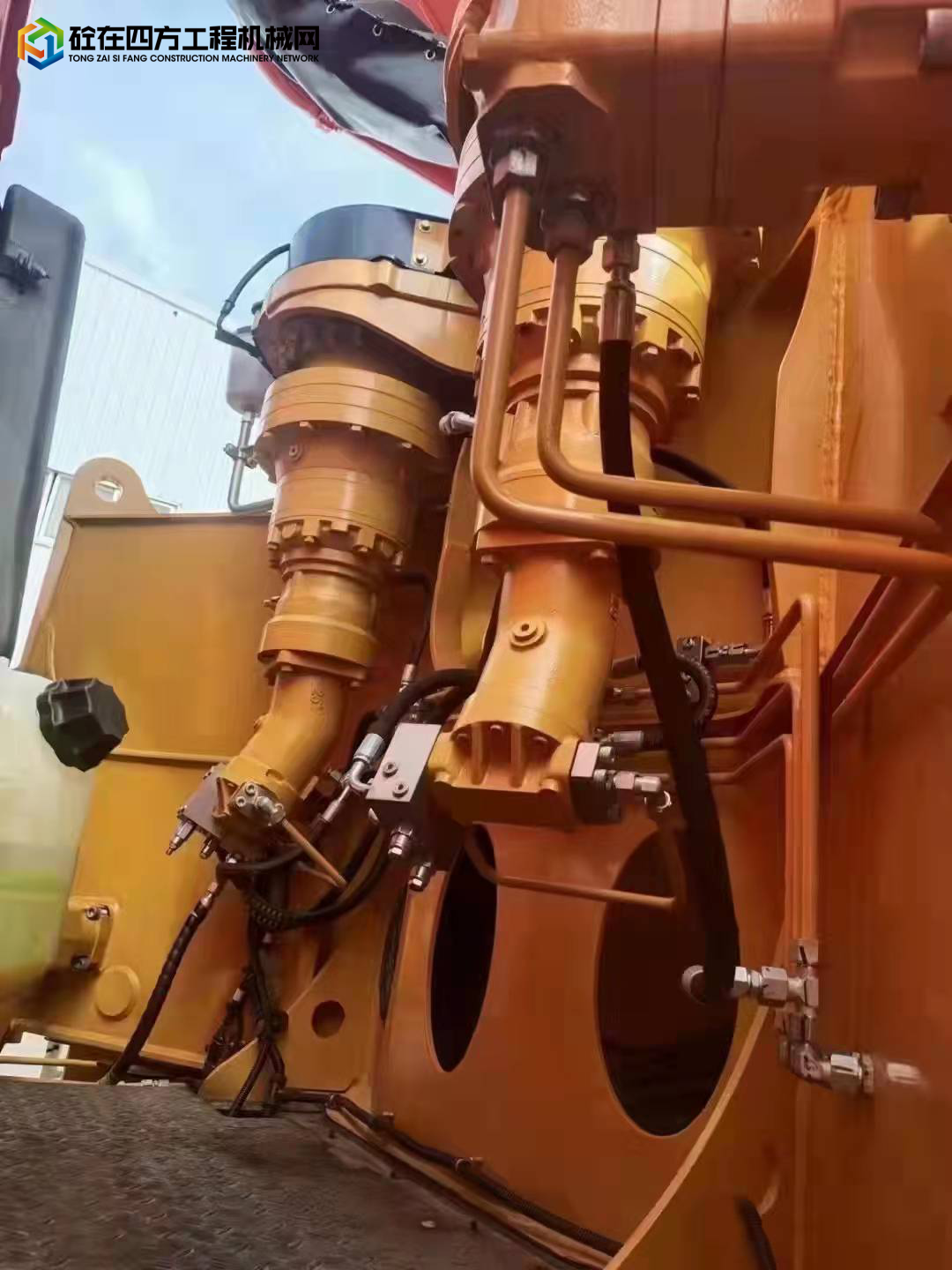 https://images.tongzsf.com/tong/truck_machine/20220106/161d643cb81bad.jpg