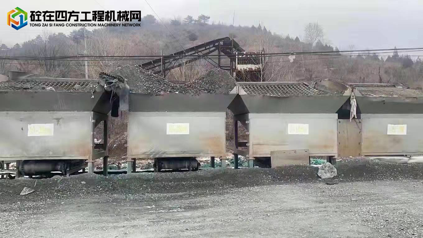 https://images.tongzsf.com/tong/truck_machine/20220108/161d8ef16e8eda.jpg