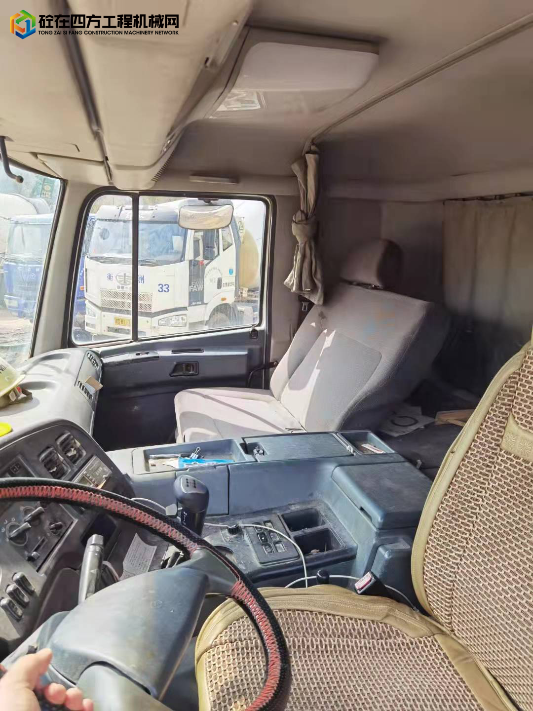 https://images.tongzsf.com/tong/truck_machine/20220108/161d92a4d6d1c8.jpg