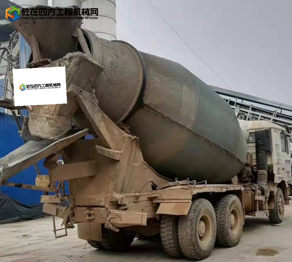 https://images.tongzsf.com/tong/truck_machine/20220109/161dada9ca09c2.jpg
