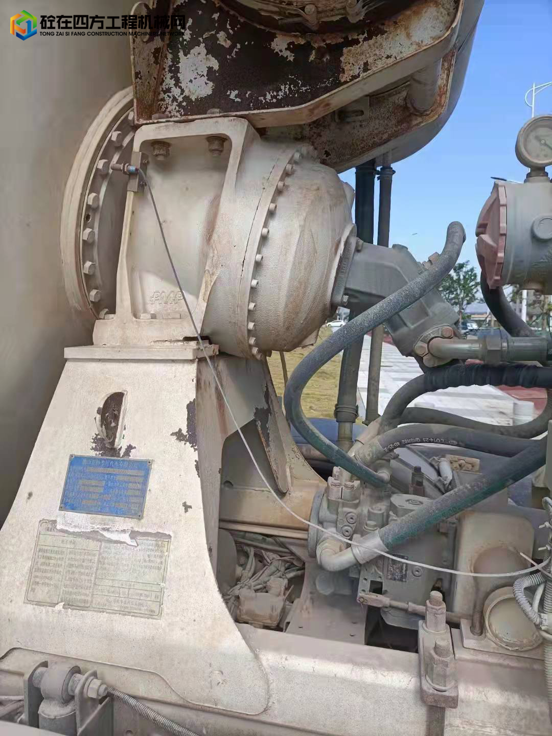 https://images.tongzsf.com/tong/truck_machine/20220110/161db93c80f5c3.jpg
