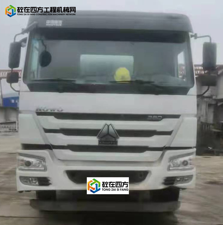 https://images.tongzsf.com/tong/truck_machine/20220110/161db94d29117d.jpg
