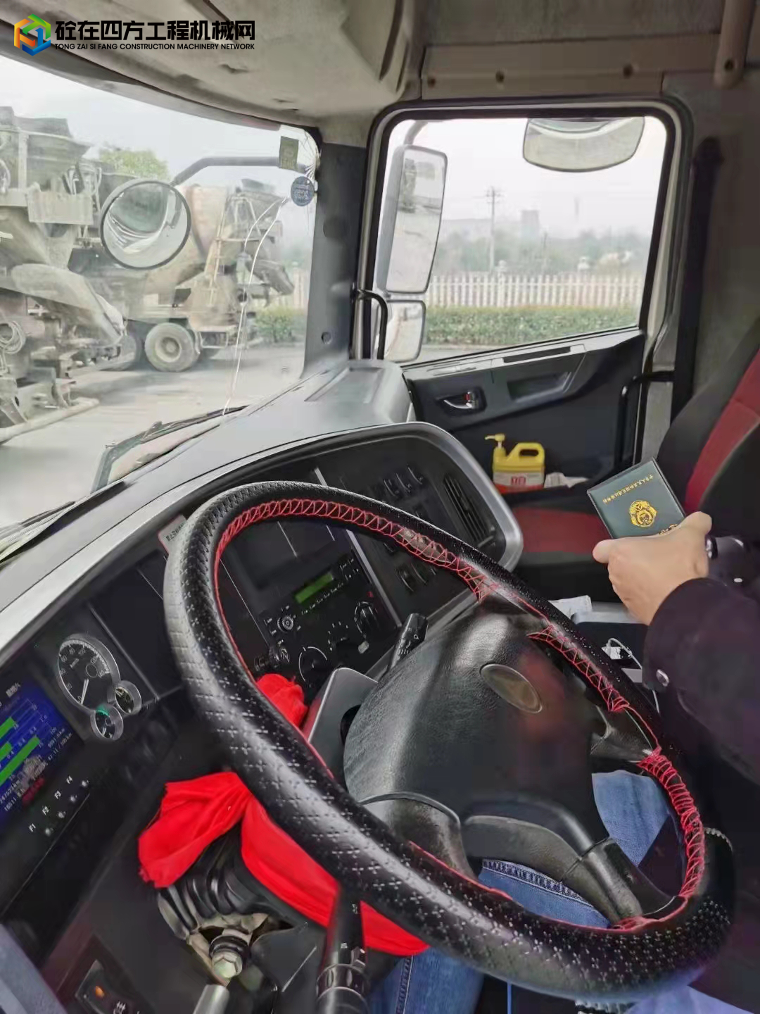 https://images.tongzsf.com/tong/truck_machine/20220110/161db97abb8e39.jpg