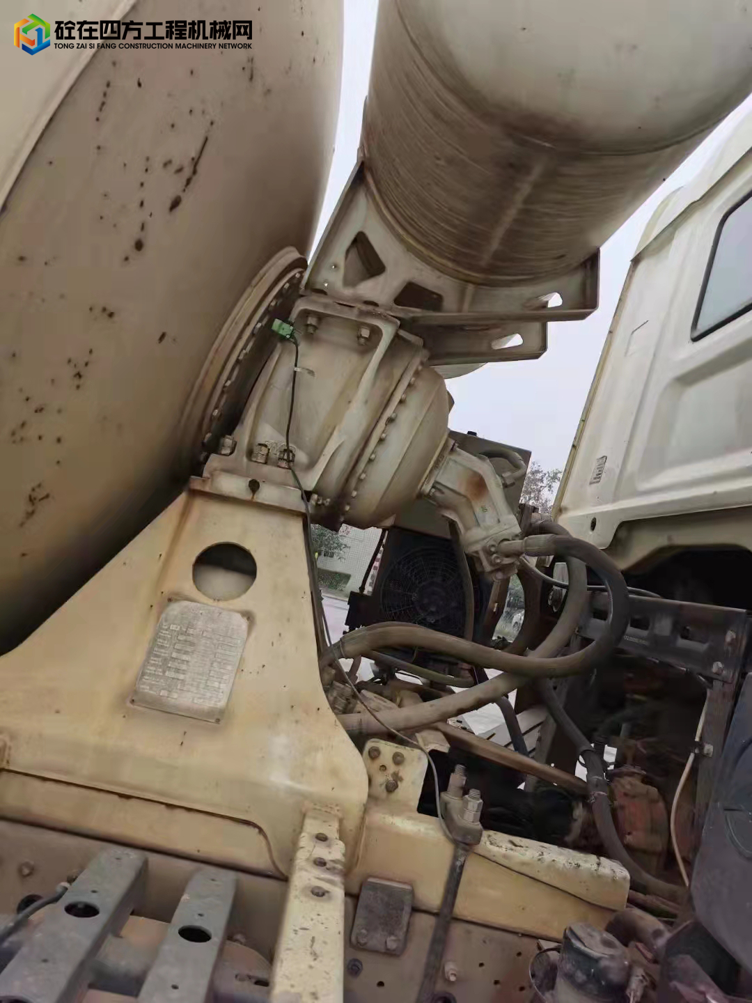 https://images.tongzsf.com/tong/truck_machine/20220110/161db97b268307.jpg