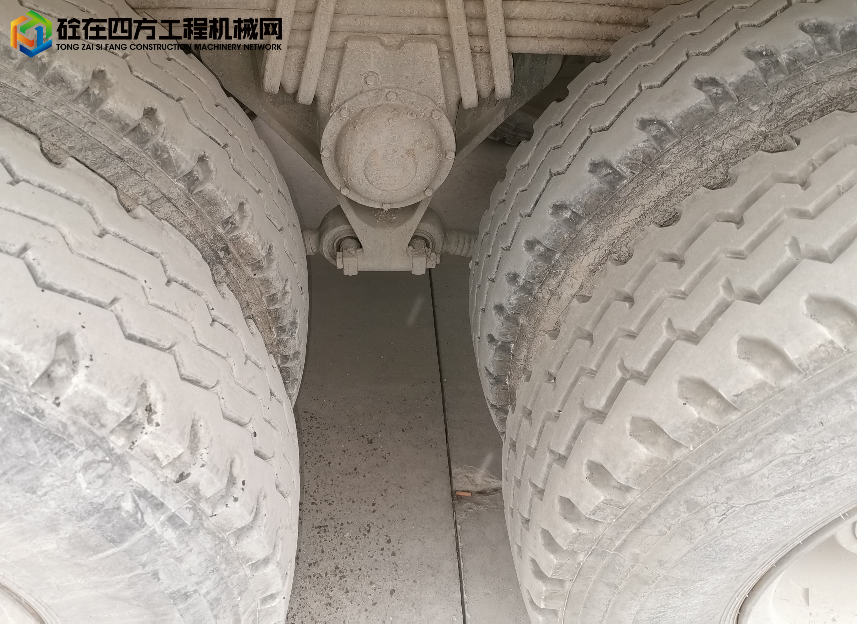 https://images.tongzsf.com/tong/truck_machine/20220110/161db98aa759ba.jpg