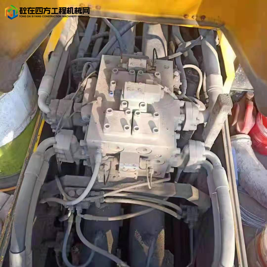https://images.tongzsf.com/tong/truck_machine/20220111/161dce10dcc312.jpg