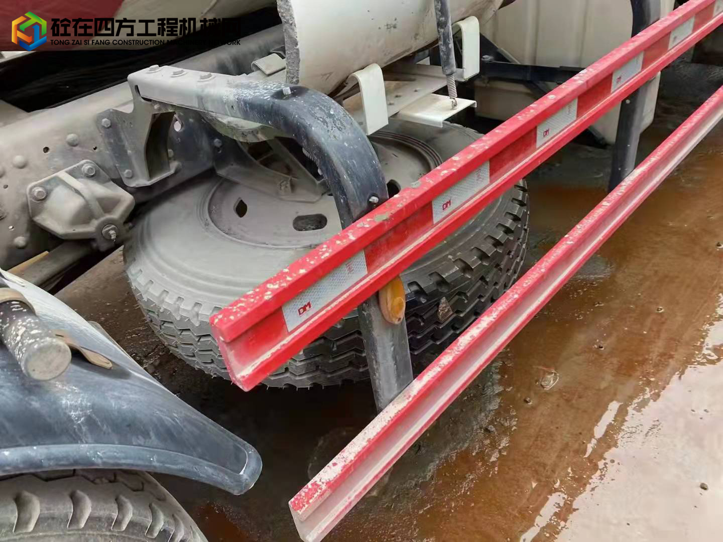 https://images.tongzsf.com/tong/truck_machine/20220111/161dce5ec62322.jpg