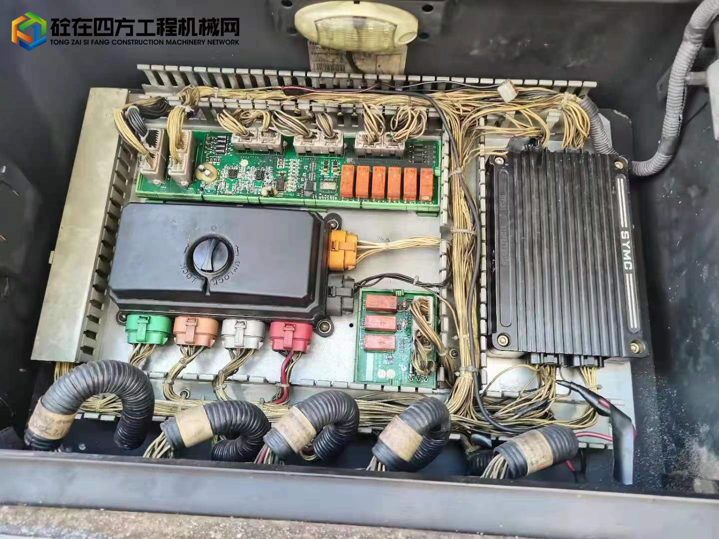 https://images.tongzsf.com/tong/truck_machine/20220111/161dcf79f5ecba.jpg