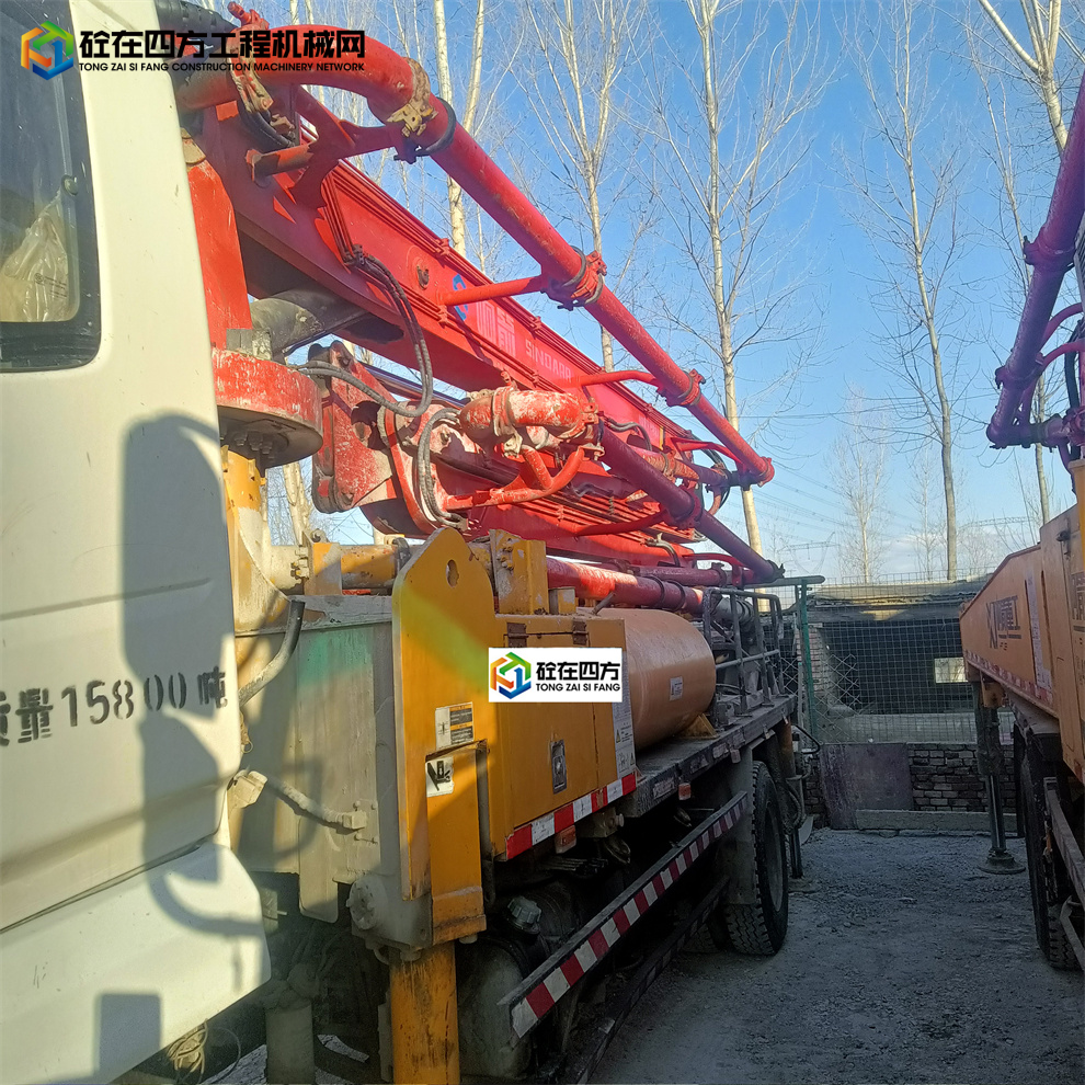 https://images.tongzsf.com/tong/truck_machine/20220111/161dd13ae65ac4.jpg