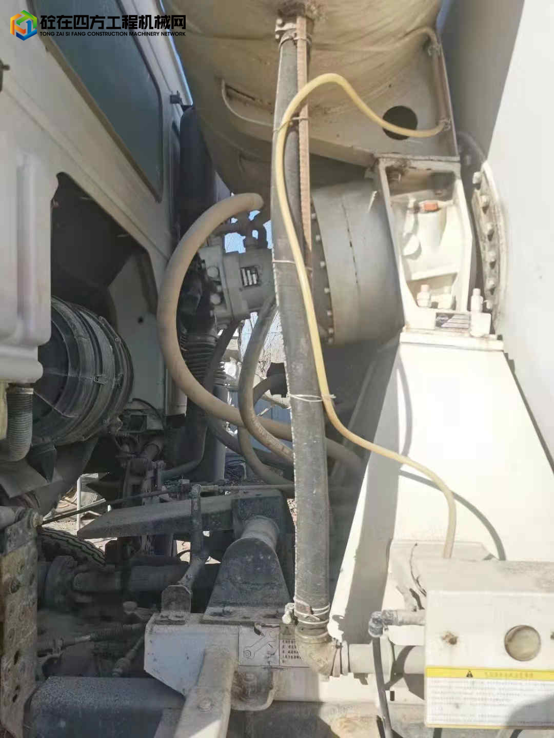 https://images.tongzsf.com/tong/truck_machine/20220111/161dd359785364.jpg