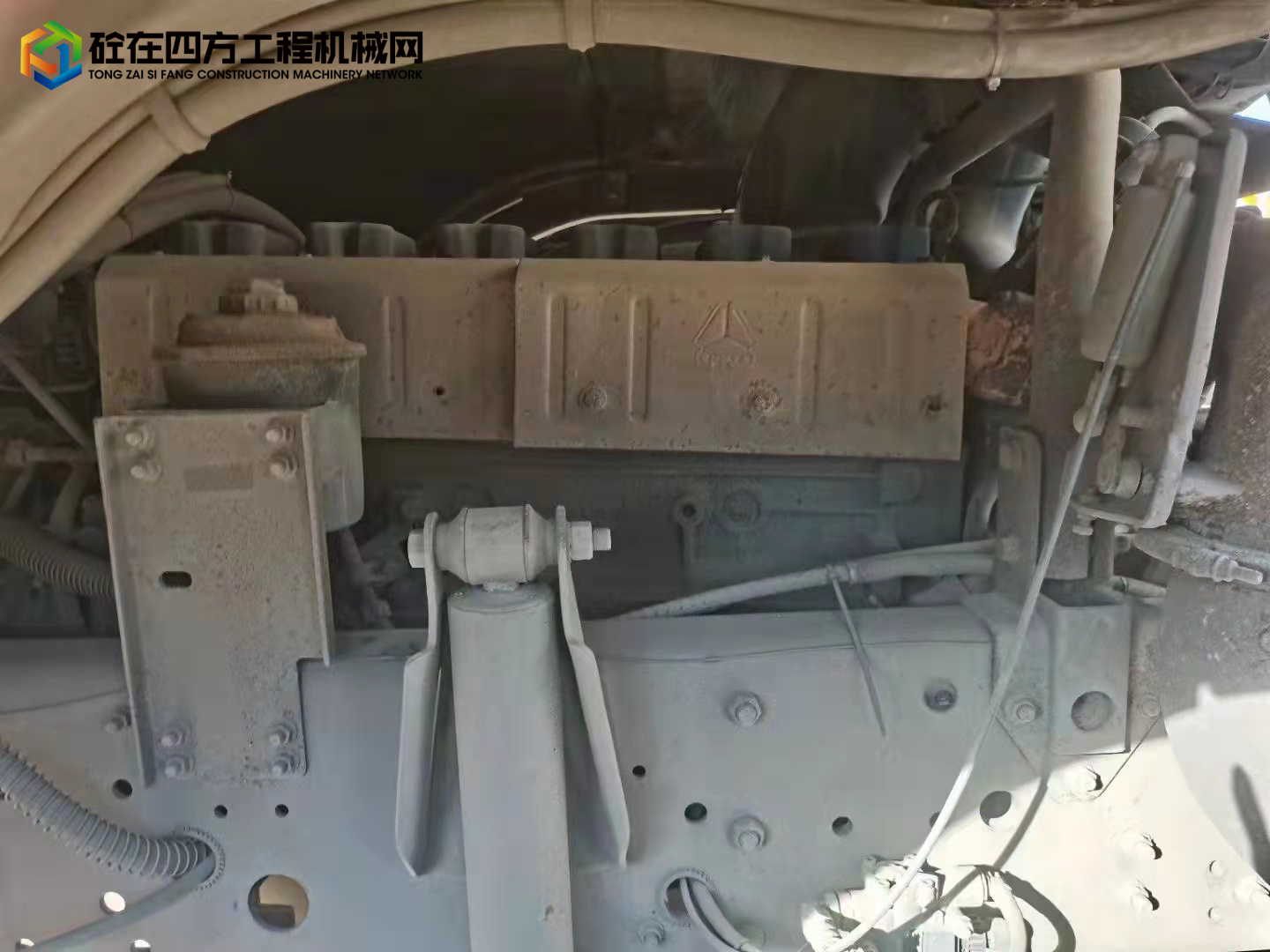 https://images.tongzsf.com/tong/truck_machine/20220111/161dd359caa992.jpg