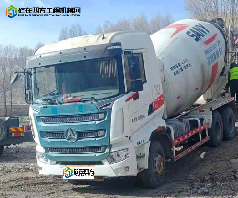 https://images.tongzsf.com/tong/truck_machine/20220112/161de4c67b0d2e.jpg