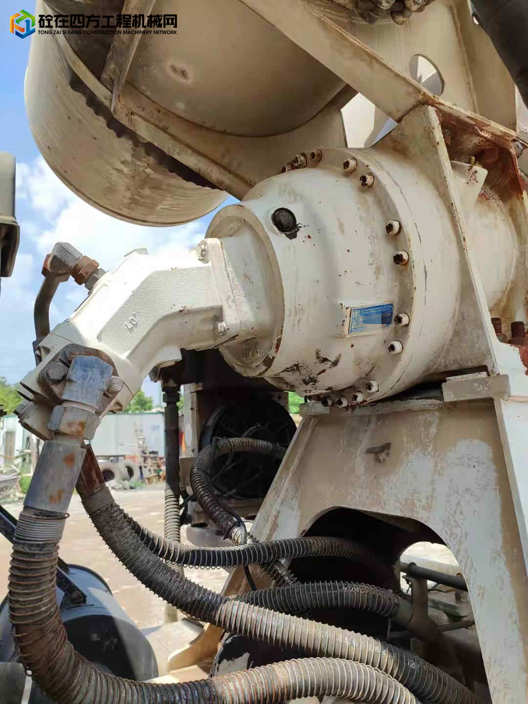 https://images.tongzsf.com/tong/truck_machine/20220112/161de95db20f8e.jpg