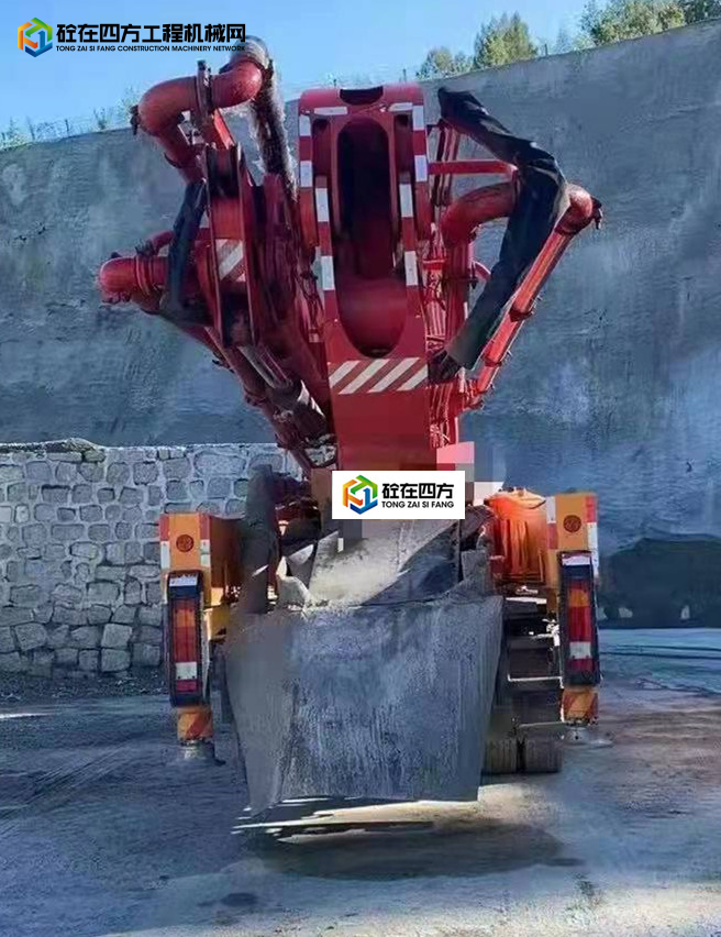 https://images.tongzsf.com/tong/truck_machine/20220112/161dea205708d6.jpg