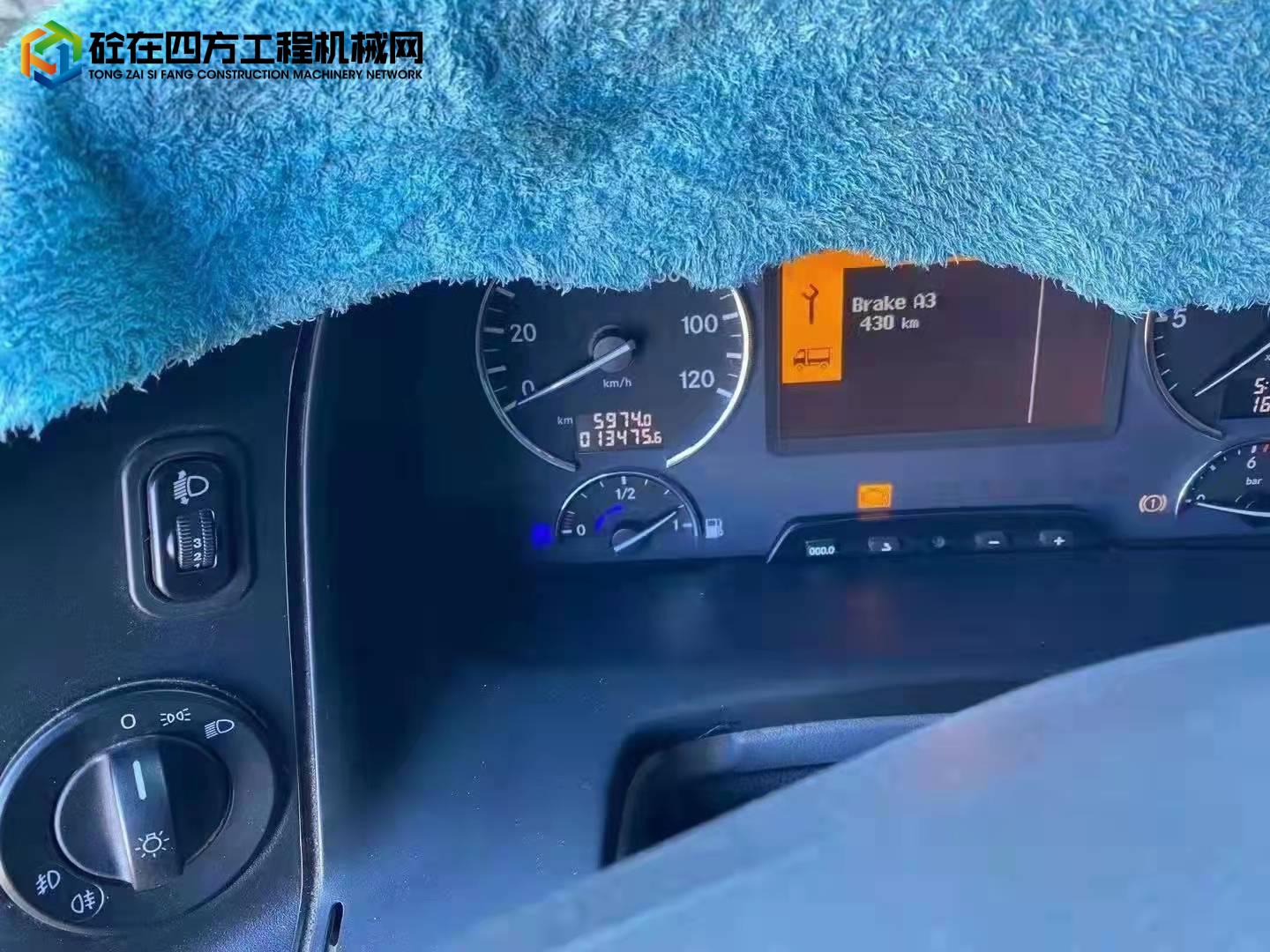 https://images.tongzsf.com/tong/truck_machine/20220112/161dea20de9076.jpg