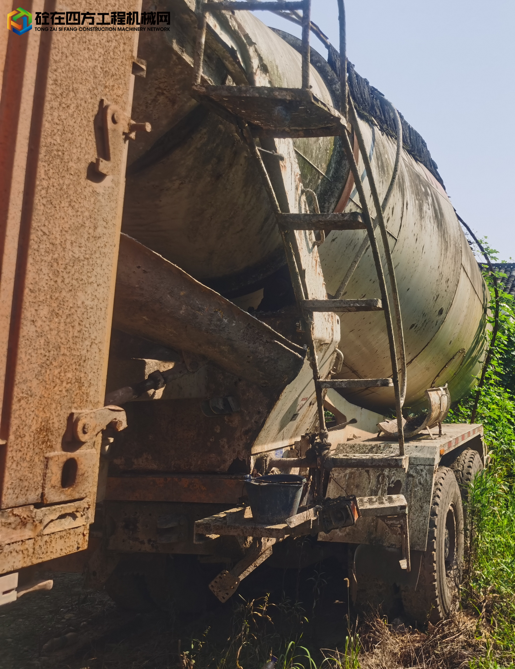 https://images.tongzsf.com/tong/truck_machine/20220113/161df940896485.jpg