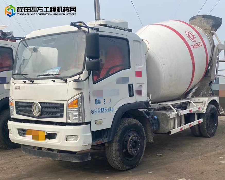 https://images.tongzsf.com/tong/truck_machine/20220113/161dfb3e0d99fb.jpg