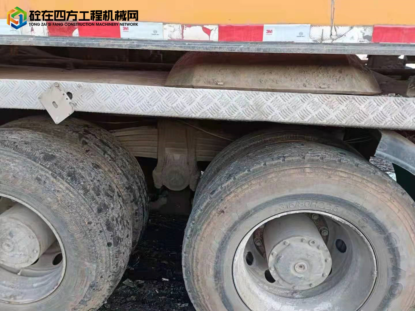 https://images.tongzsf.com/tong/truck_machine/20220113/161dfc81eb22b9.jpg