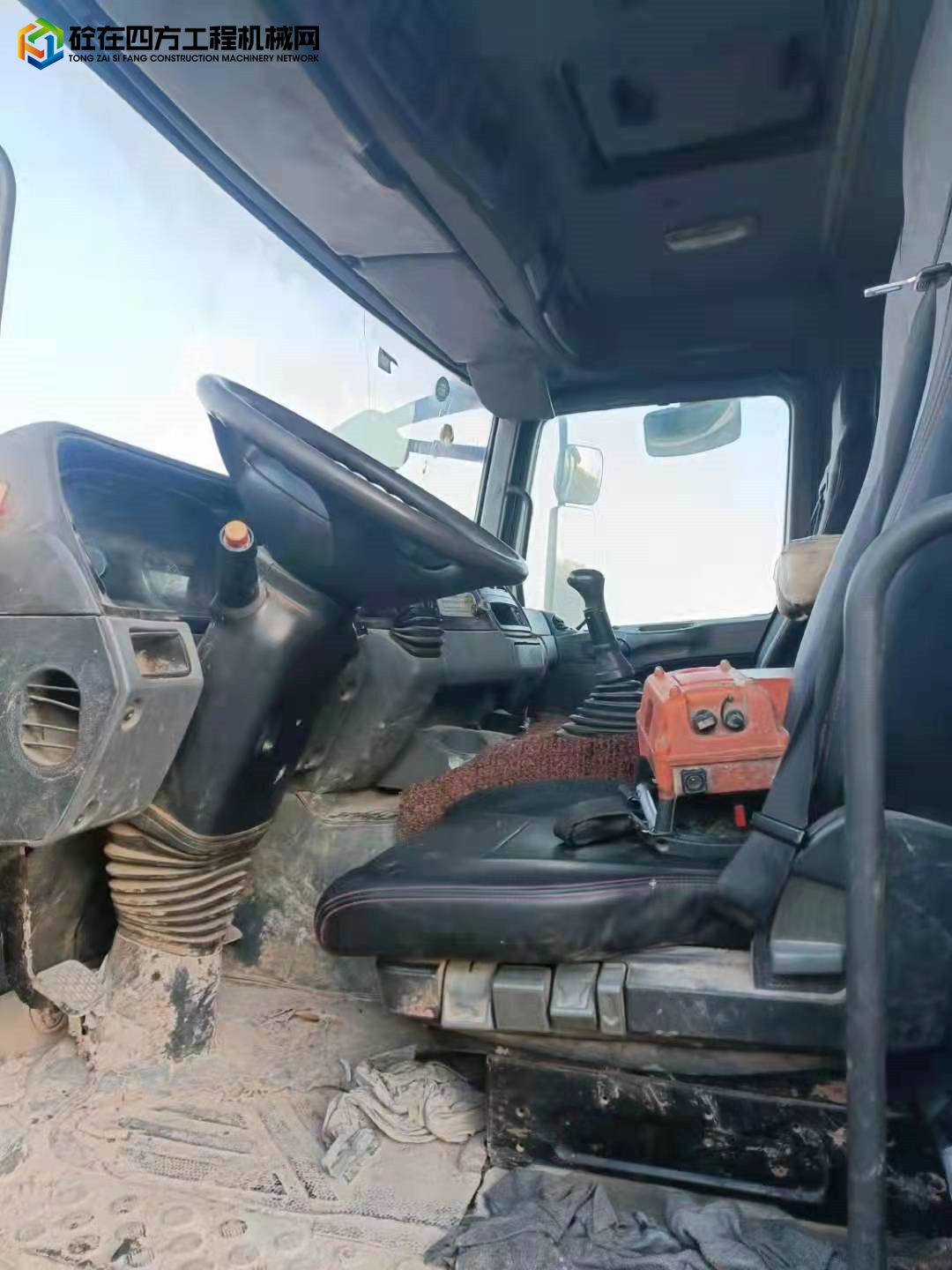 https://images.tongzsf.com/tong/truck_machine/20220113/161dfc820517af.jpg