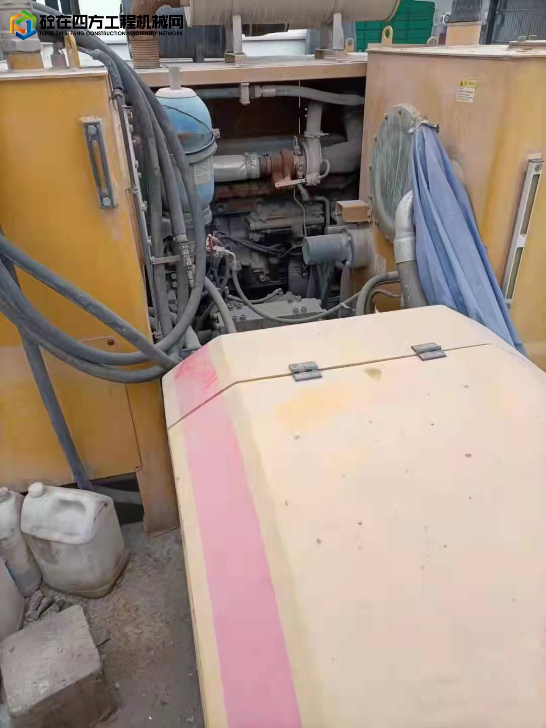 https://images.tongzsf.com/tong/truck_machine/20220113/161dfd1bcc5875.jpg