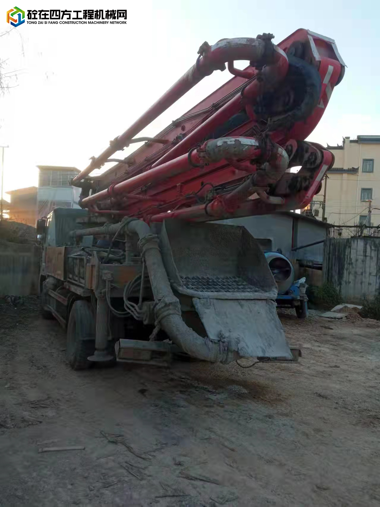 https://images.tongzsf.com/tong/truck_machine/20220114/161e0cb576418a.jpg