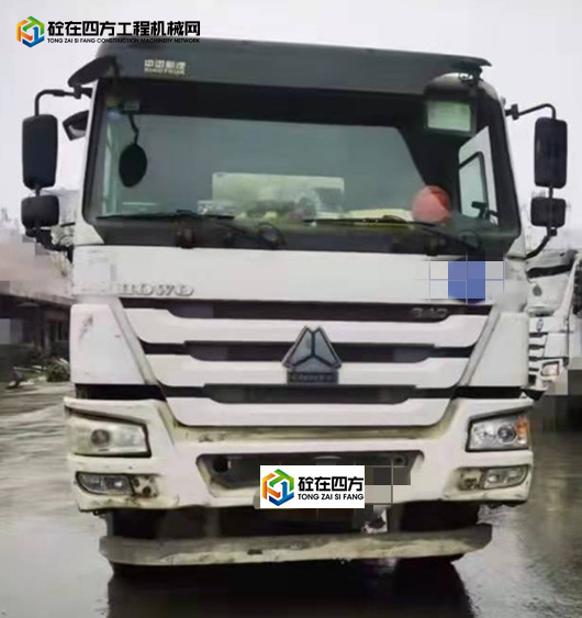 https://images.tongzsf.com/tong/truck_machine/20220114/161e0e619bbf9c.jpg