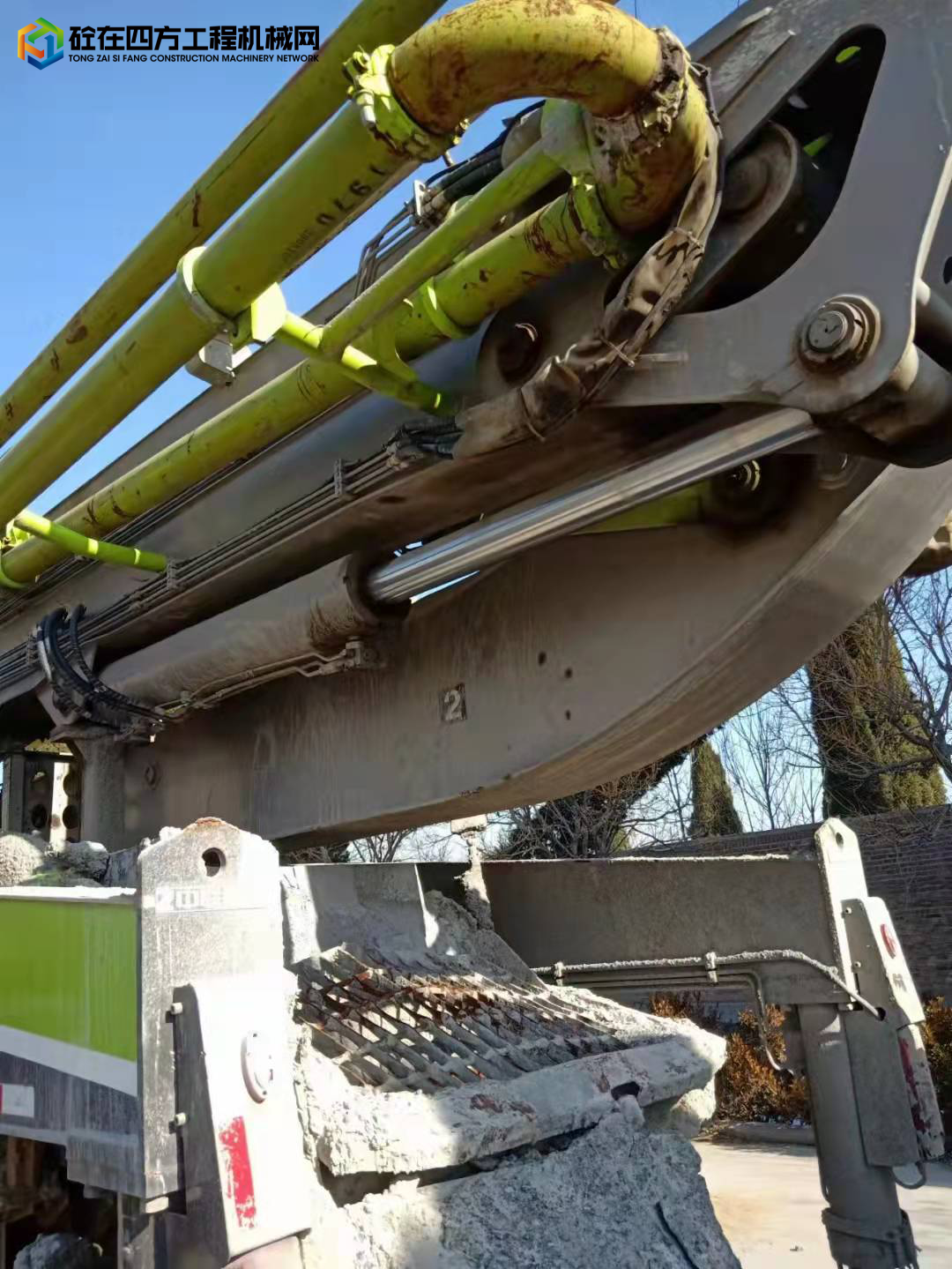 https://images.tongzsf.com/tong/truck_machine/20220114/161e12c95b92a7.jpg
