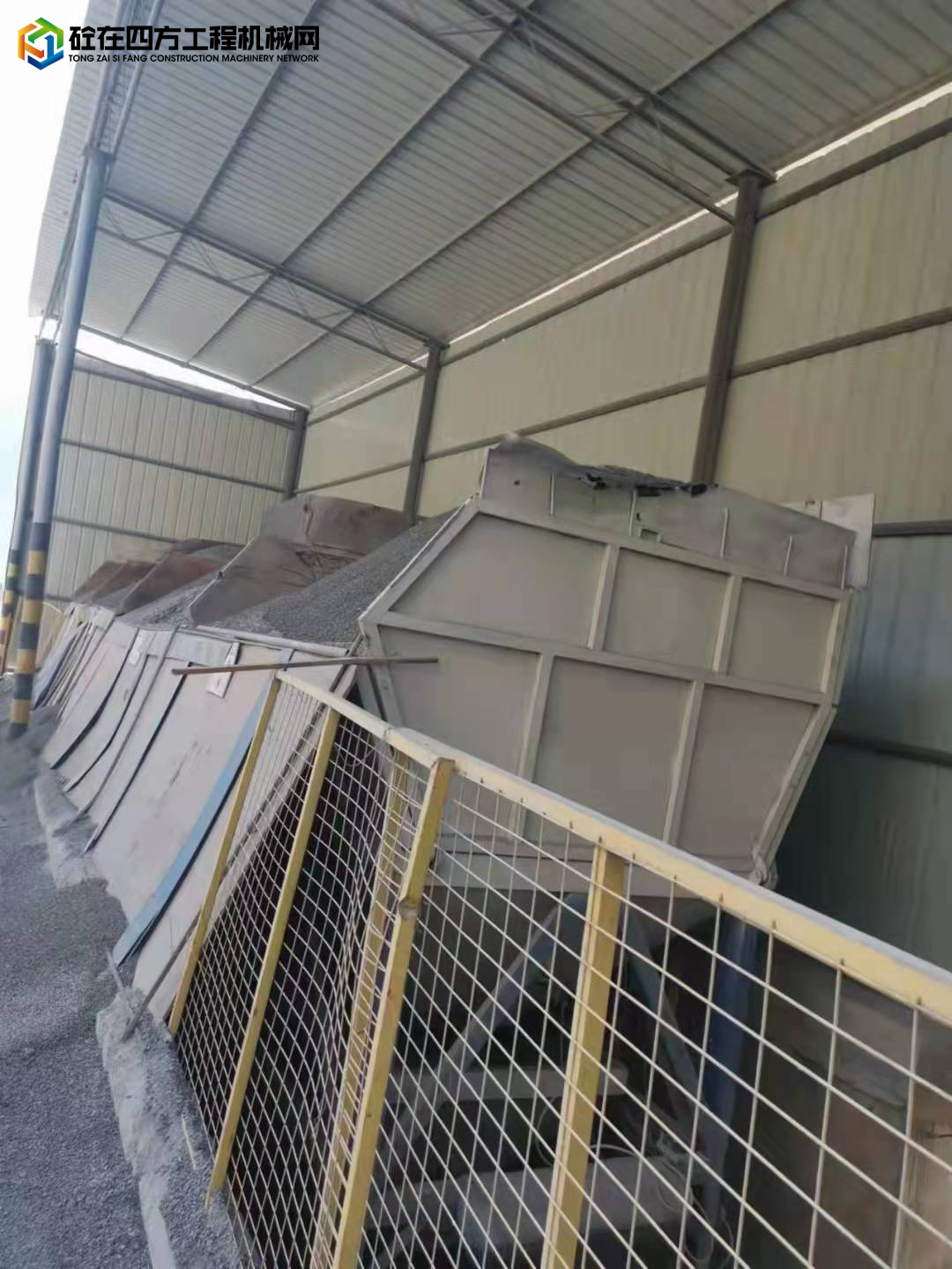 https://images.tongzsf.com/tong/truck_machine/20220115/161e2287d76256.jpg