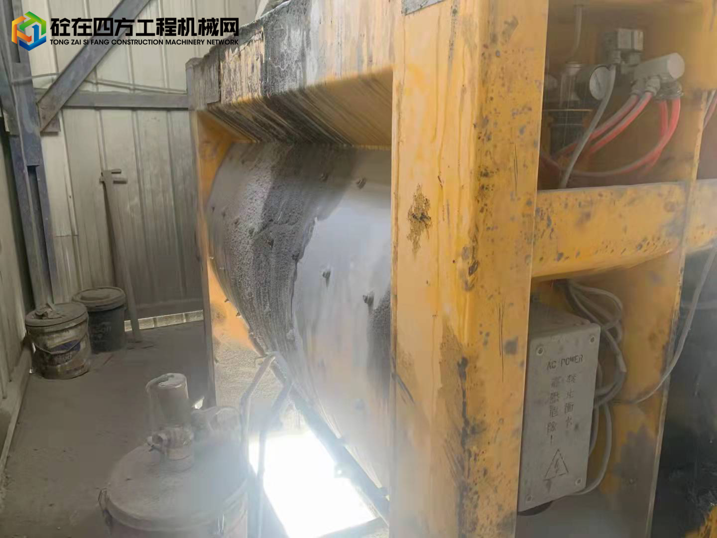 https://images.tongzsf.com/tong/truck_machine/20220115/161e2287ef2de3.jpg