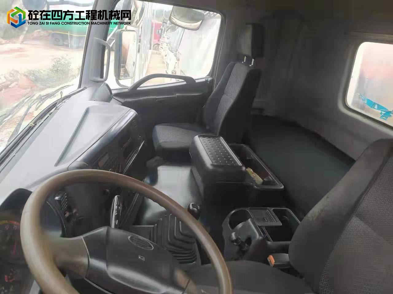 https://images.tongzsf.com/tong/truck_machine/20220115/161e242e0e3a89.jpg