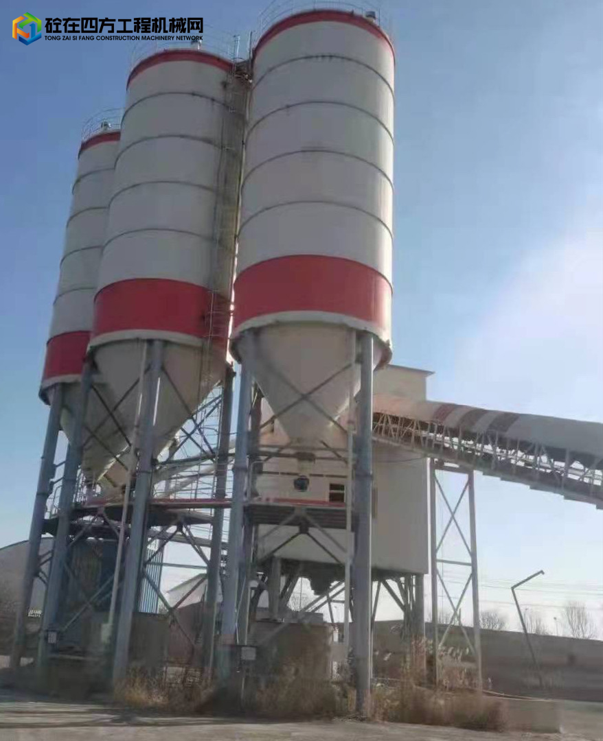 https://images.tongzsf.com/tong/truck_machine/20220115/161e2821a6eb47.jpg