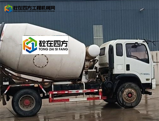 https://images.tongzsf.com/tong/truck_machine/20220117/161e4c066dffd1.jpg