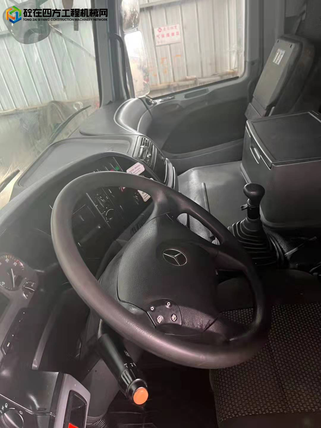 https://images.tongzsf.com/tong/truck_machine/20220117/161e4d7d04ec17.jpg