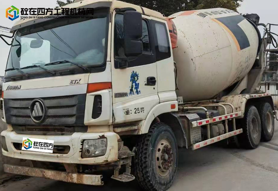 https://images.tongzsf.com/tong/truck_machine/20220117/161e4dffbda56d.jpg