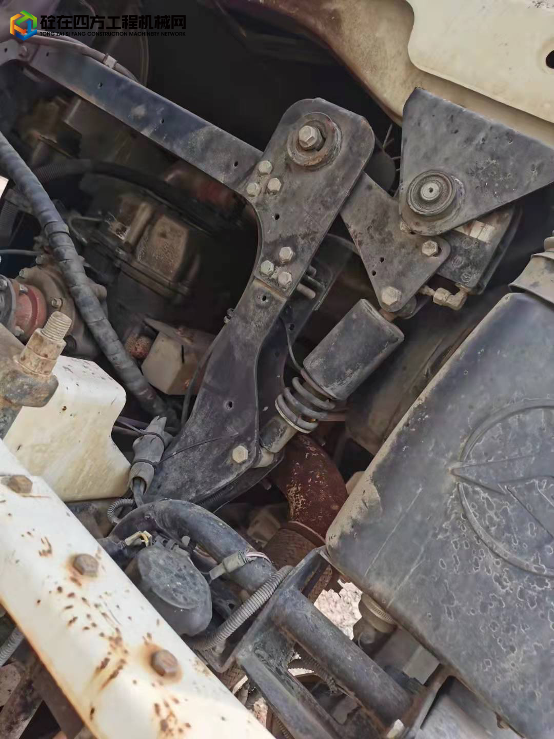 https://images.tongzsf.com/tong/truck_machine/20220118/161e6572510681.jpg