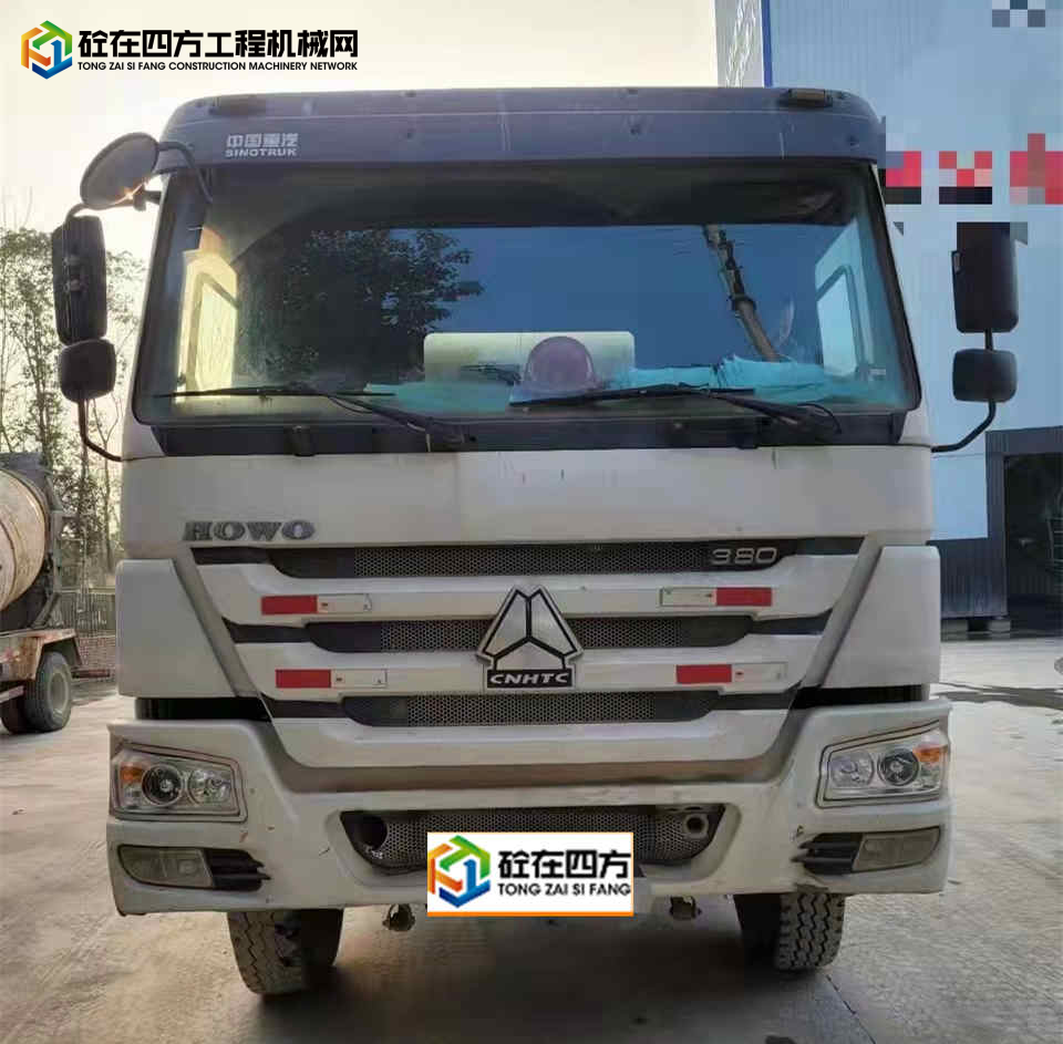 https://images.tongzsf.com/tong/truck_machine/20220120/161e8c5d8829f6.jpg
